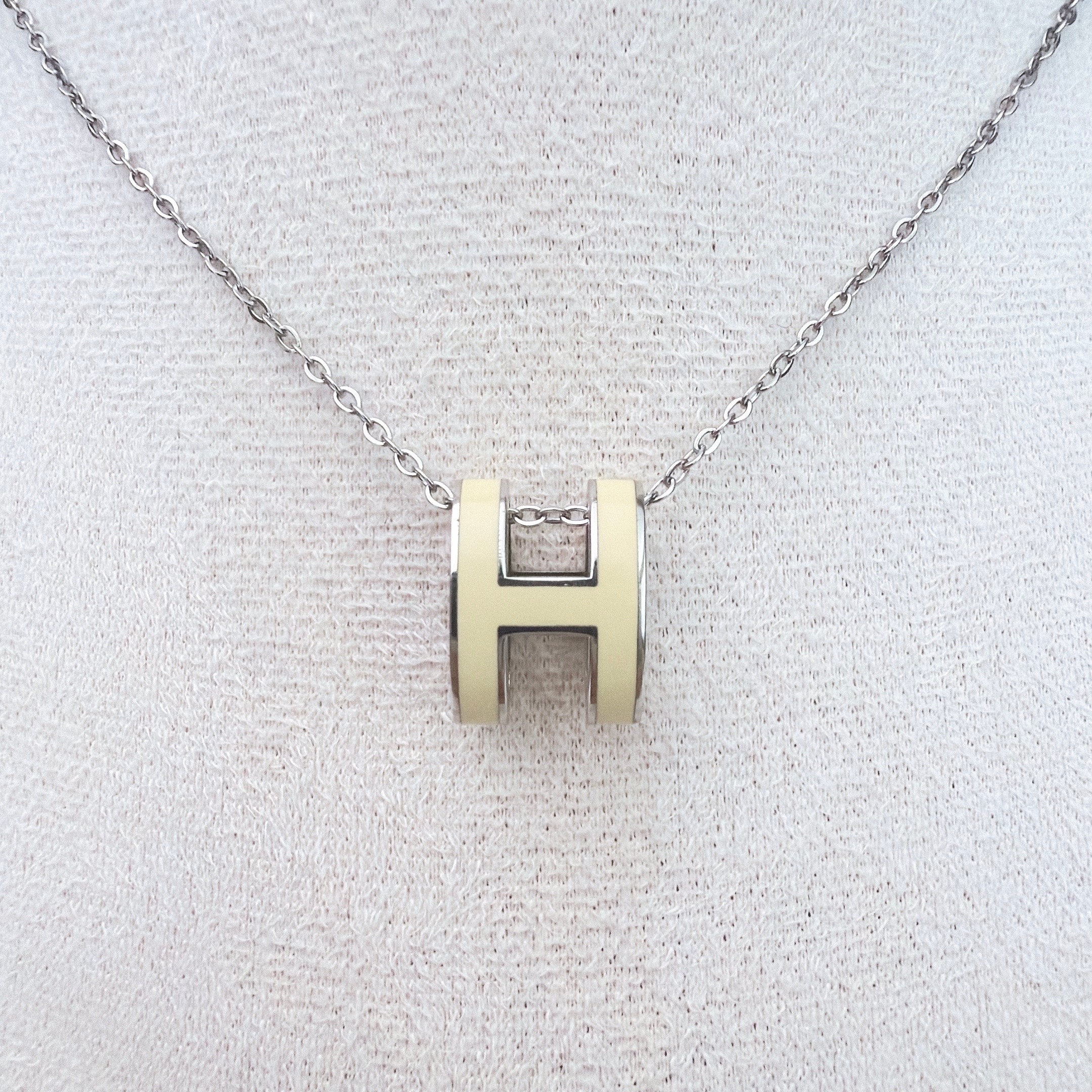 HERMES エルメス ポップアッシュ Hネックレス ベージュ シルバー レディース アクセサリー