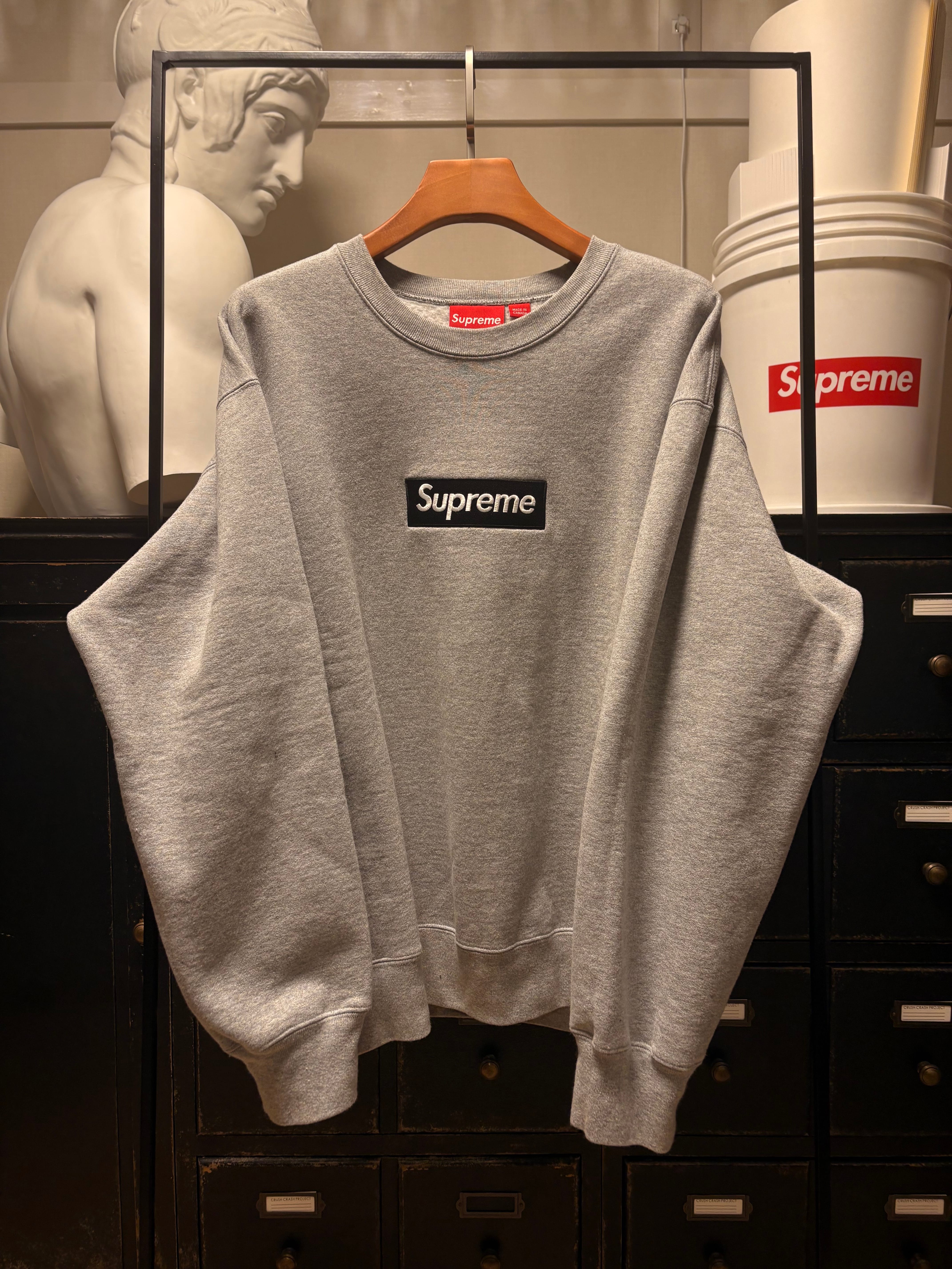 シュプリーム ボックス ロゴ クルーネック "ヘザー グレー" (22FW)