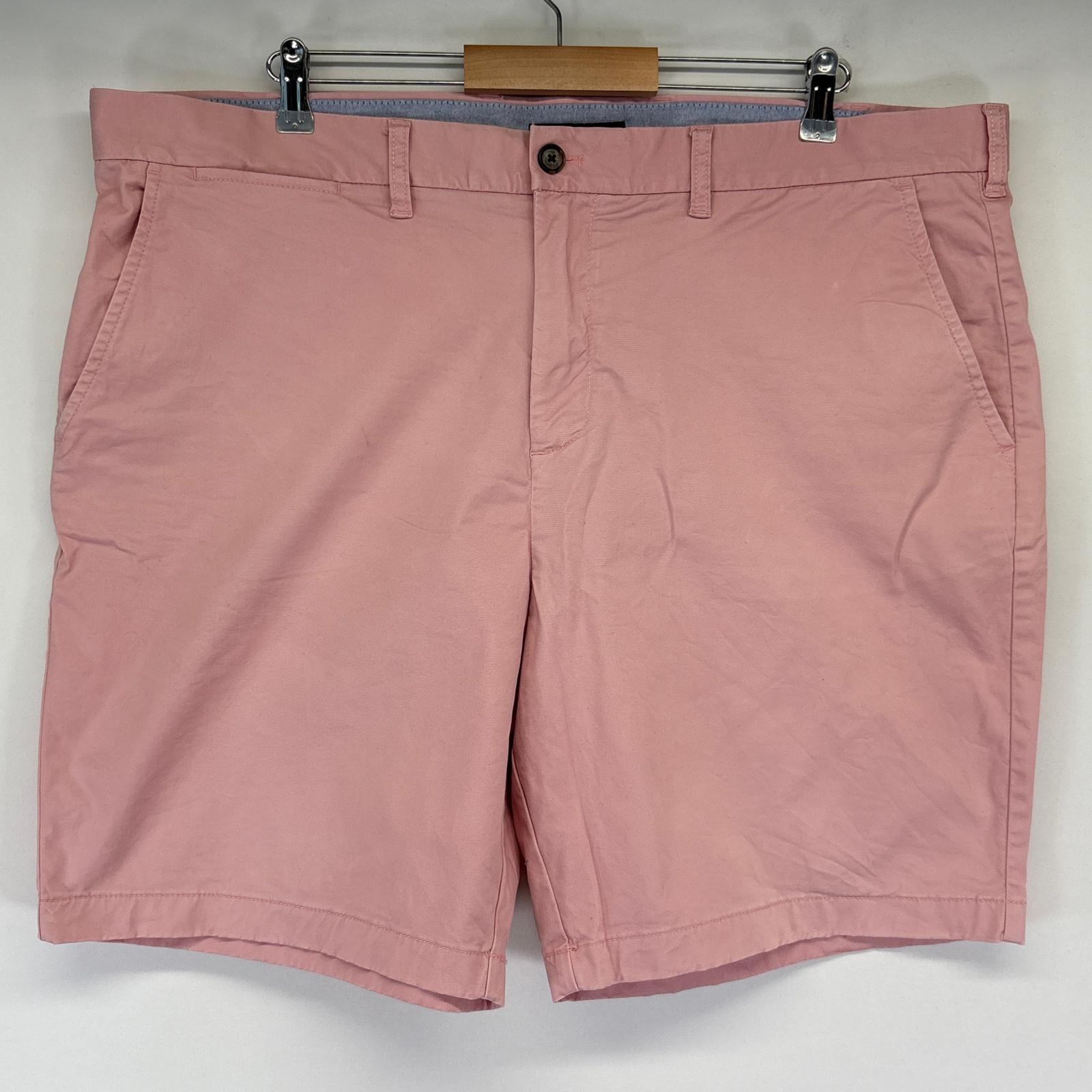 古着 トミーヒルフィガー TOMMY HILFIGER ショートパンツ ハーフ チノパン ワンポイント 半ズボン 短パン w42 ピンク メンズ