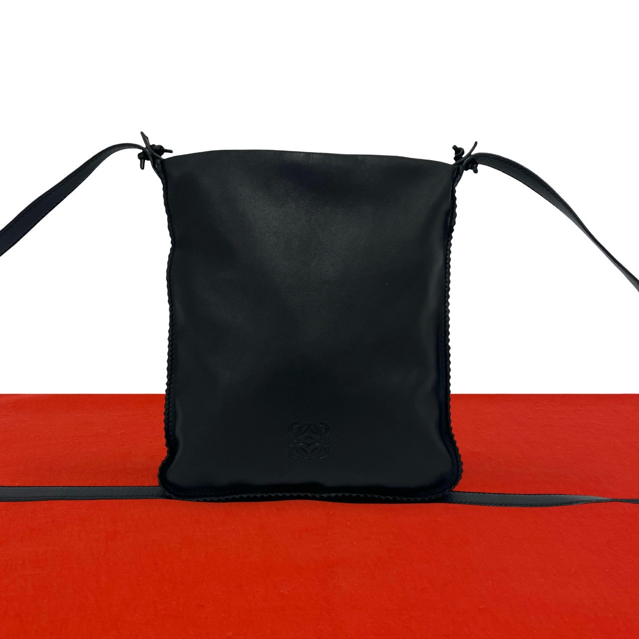 極 美品 希少品 LOEWE ロエベ アナグラム ロゴ 金具 レザー 本革 ミニ 