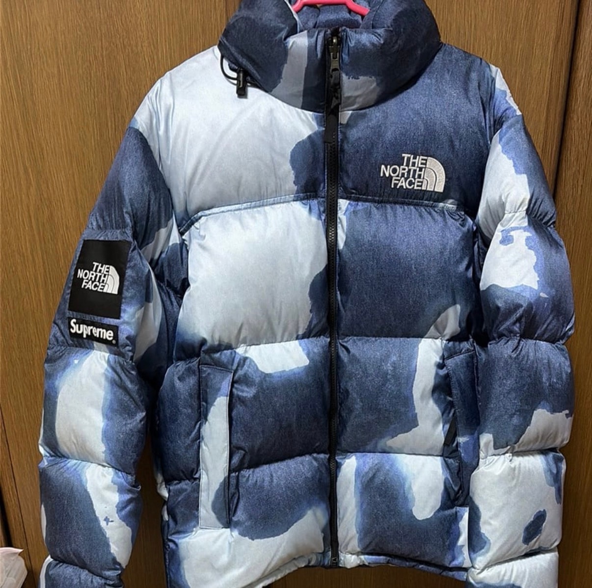 Supreme x The North Face Bleached Denim Print Nuptse Jacket "Indigo"