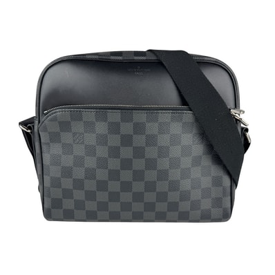 ルイ ヴィトン LOUIS VUITTON ショルダーバッグ ダミエ グラフィット デイトンPM/ダミエ グラフィット ブラック メンズ N41408【中古】 z7169