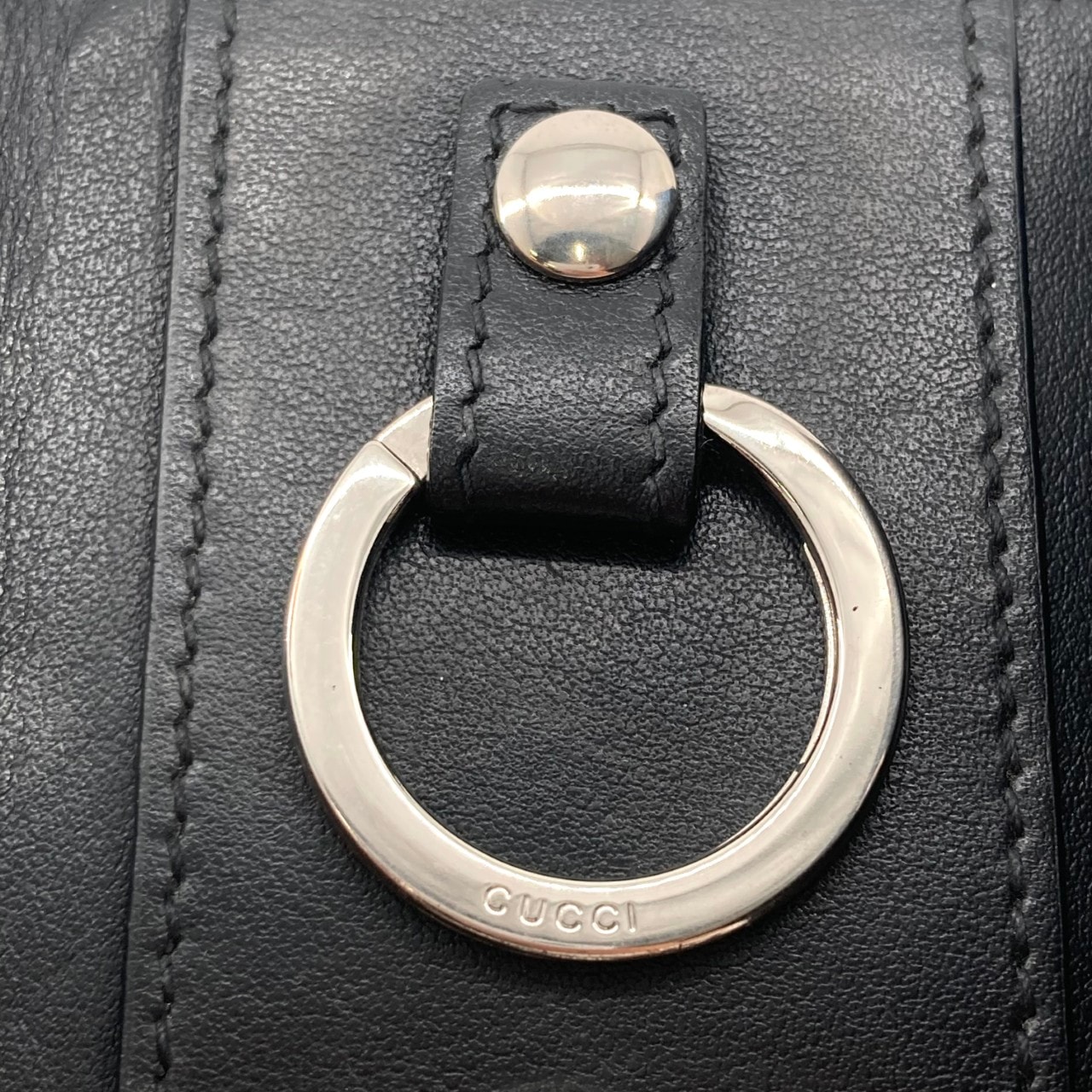 B (目立った傷や汚れなし)】GUCCI（グッチ） GGエンボス 625565 キー
