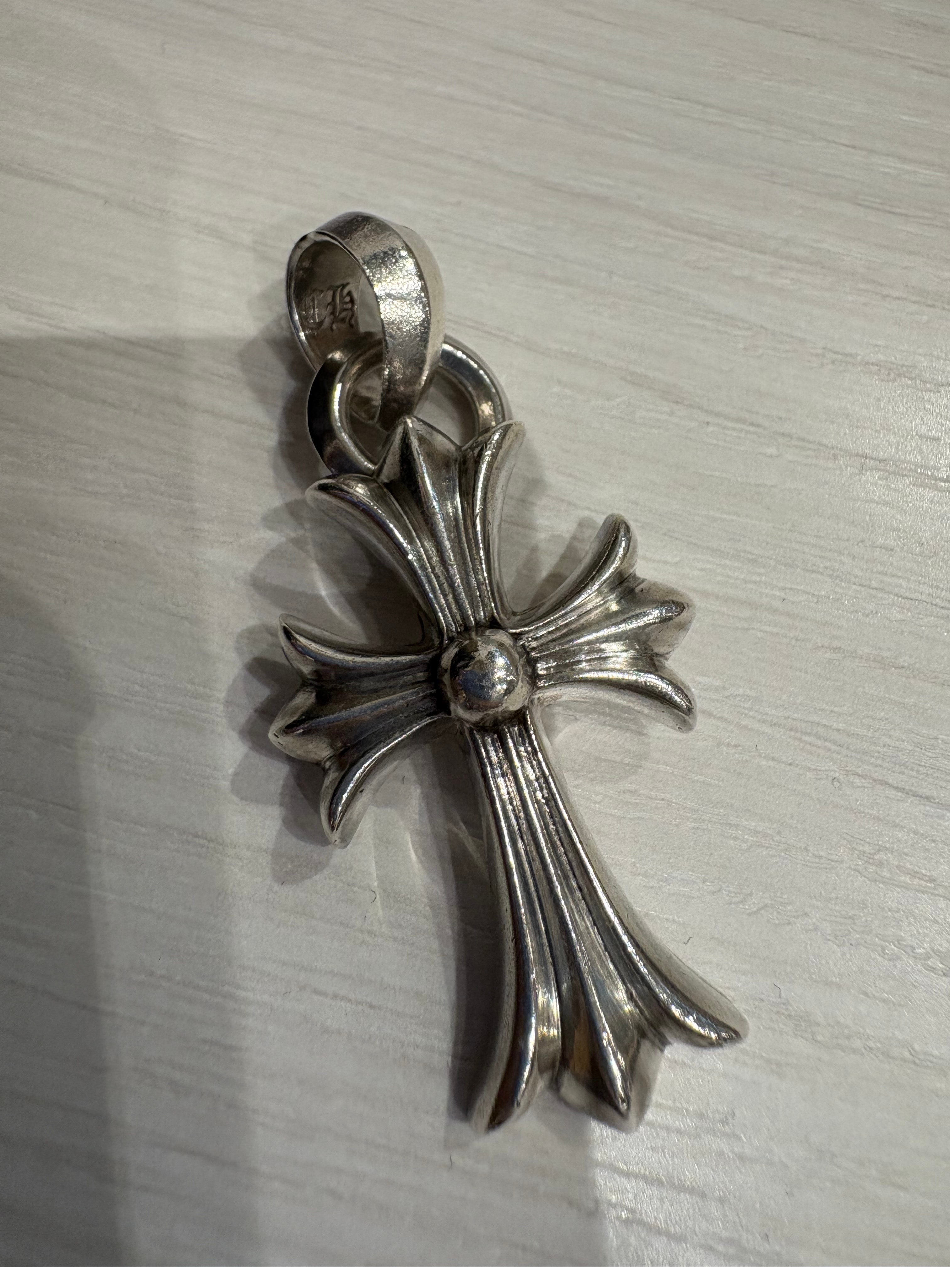 Chrome Hearts CH Cross Pendant Small / Plain Bail "Silver"