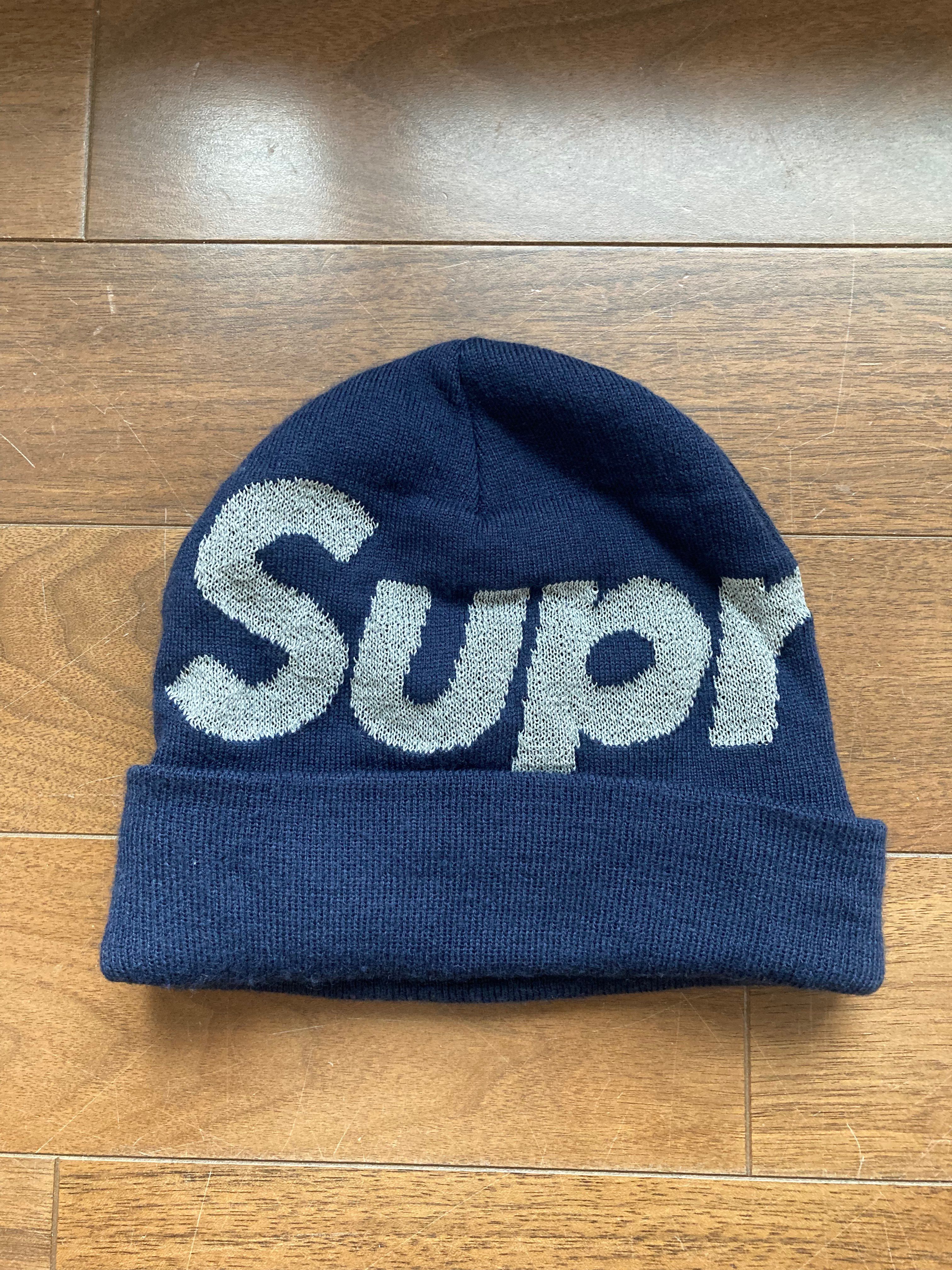 Supreme Reflective Big Logo Beanie "navy"