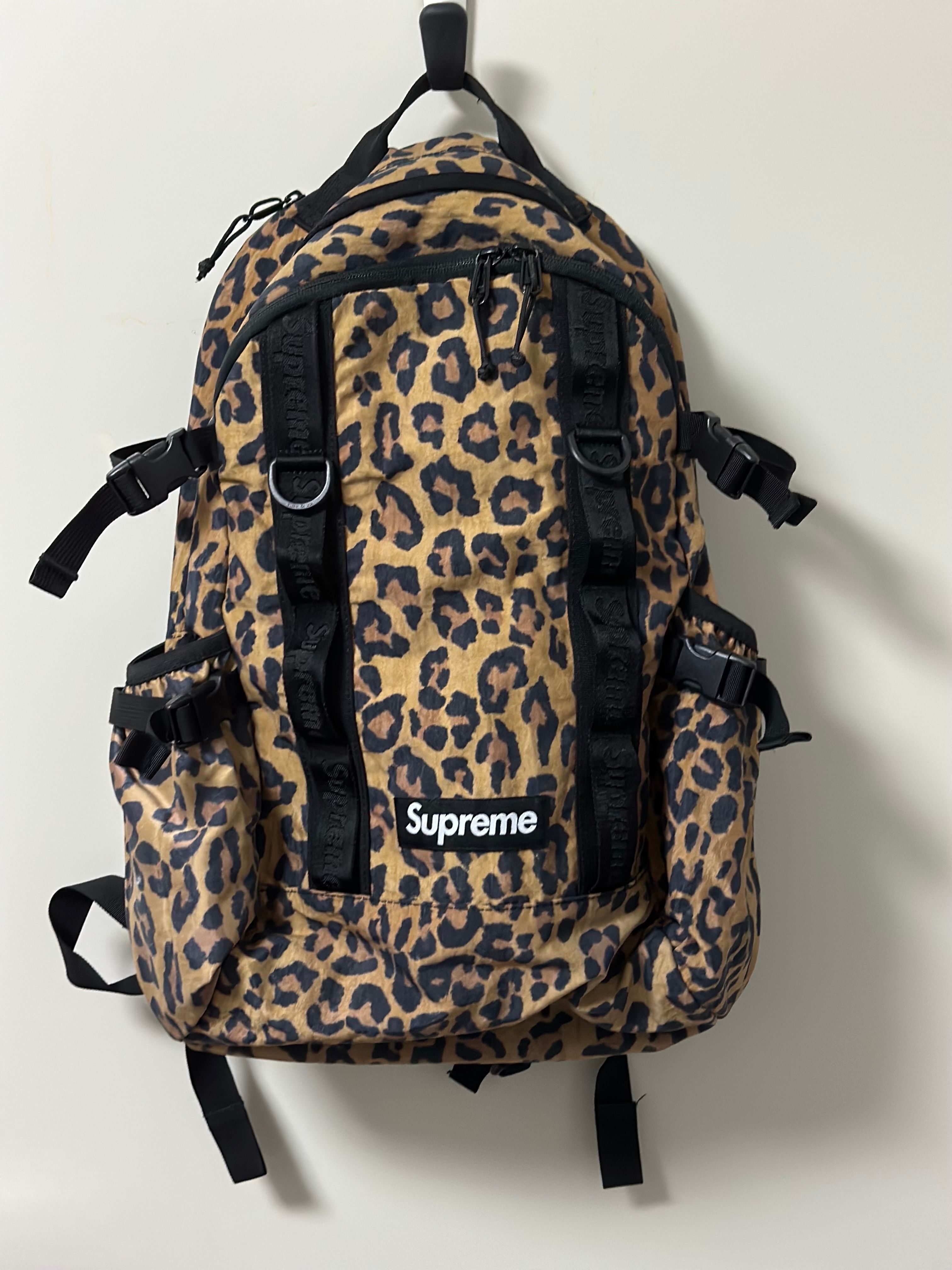 Supreme 20FW Backpack 21L "Leopard"