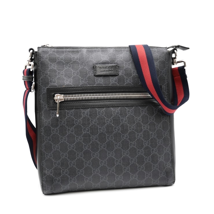 GUCCI(グッチ)GGスプリーム メッセンジャーバッグ ショルダーバッグ ブラック ウェブストライプ PVC レザー シルバー金具 474137【中古】