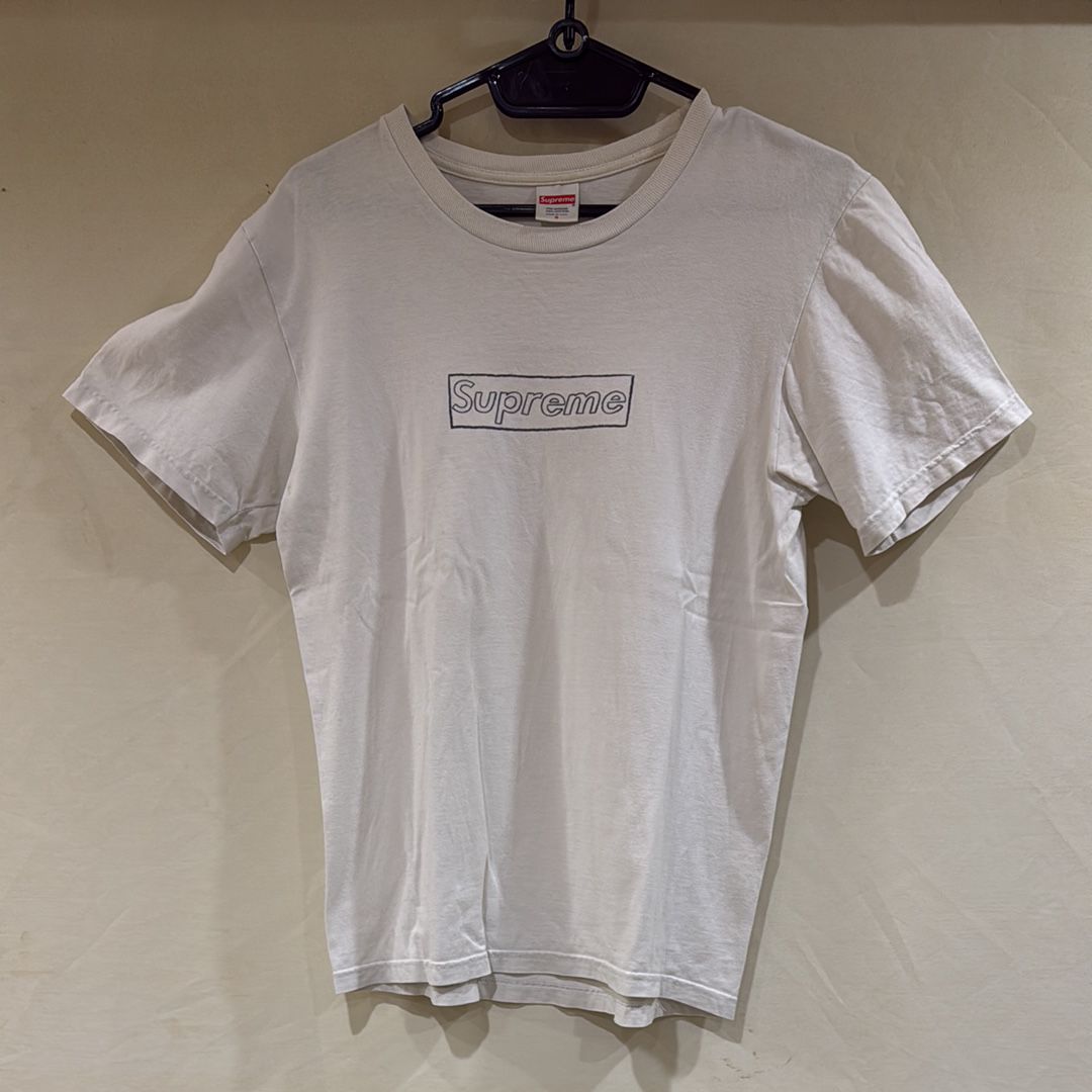 シュプリーム 2002 カウズ ボックス ロゴ Tシャツ "ホワイト"