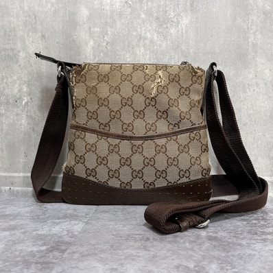 【GUCCI】グッチ GGキャンバス ショルダーバッグ サコッシュ レザー ベージュ ブラウン 斜め掛け クロスボディ イタリア製 ユニセックス