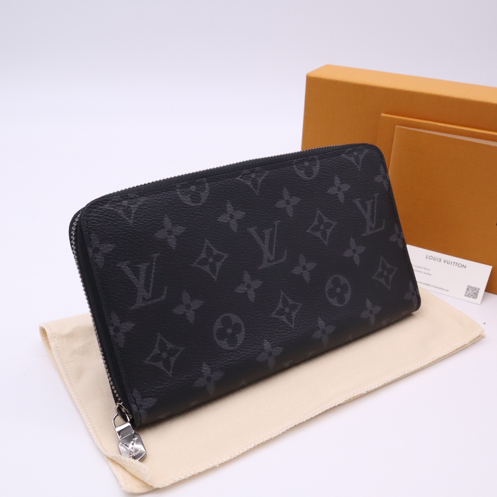 極美品 LOUIS VUITTON ルイ・ヴィトン モノグラム エクリプス ジッピー オーガナイザー M82081 長財布 ブラック グレー コーティングキャンバス レザー メンズ