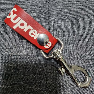 Supreme Leather Key Loop "Red"