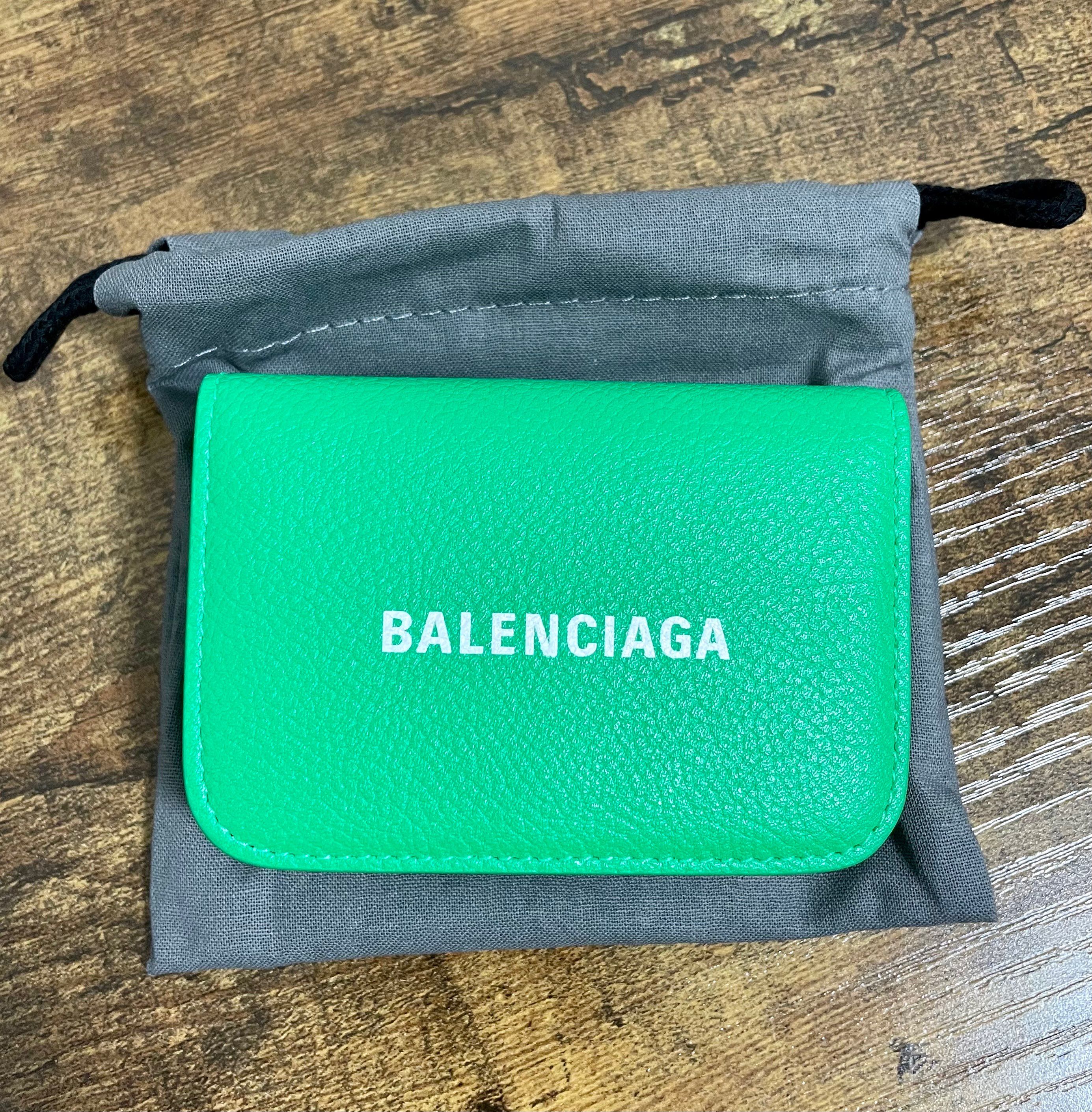【新品】BALENCIAGA(バレンシアガ)折り財布