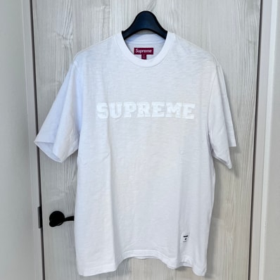Supreme Collegiate Applique S/S Top "White"