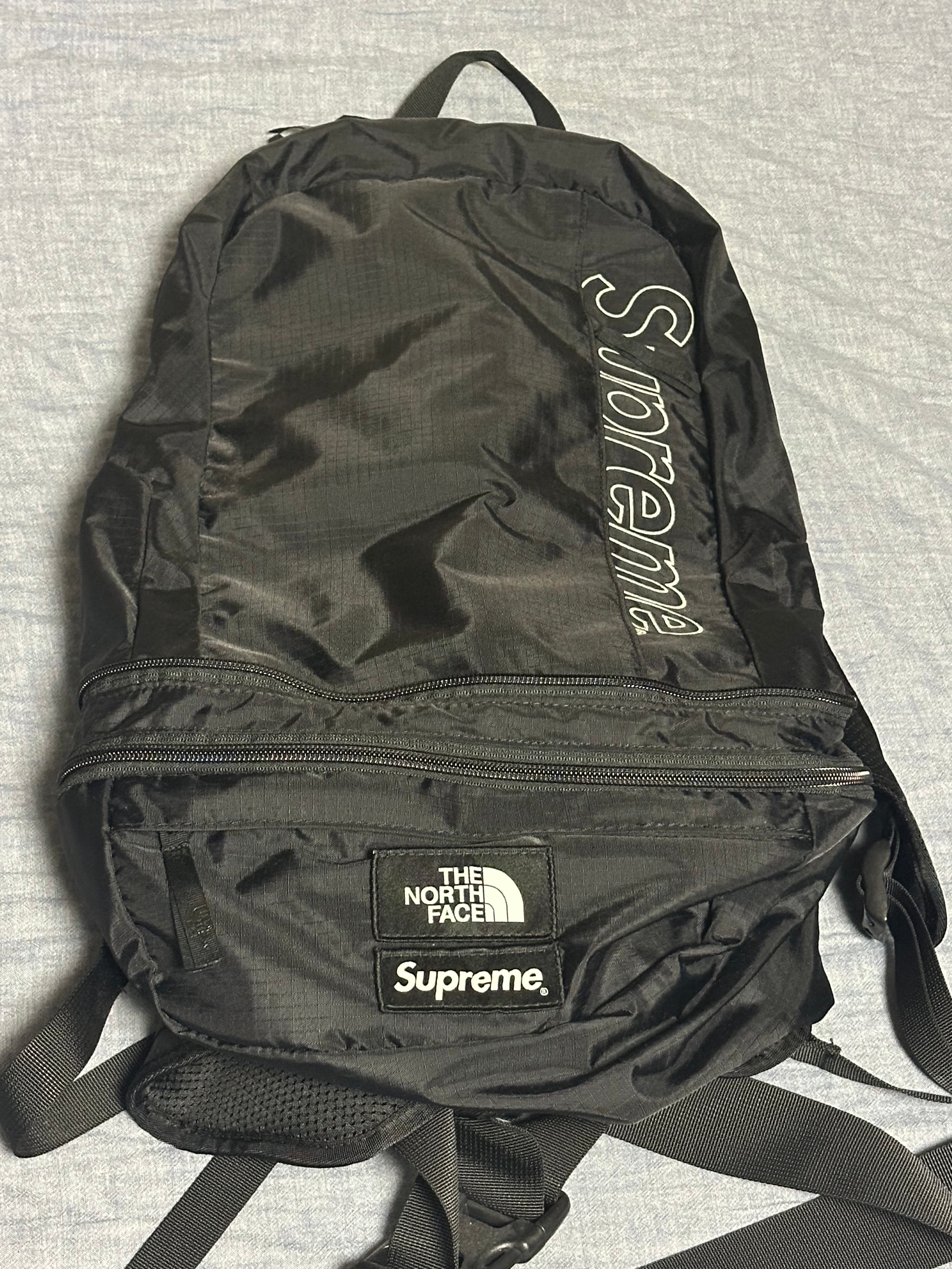 Supreme x The North Face Trekking Convertible Backpack + Waist Bag