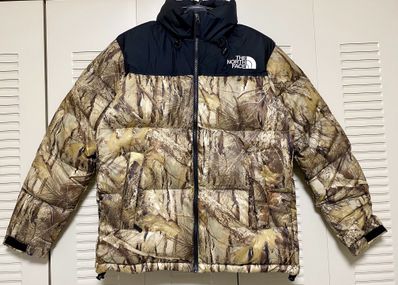 The North Face NOVELTY NUPTSE JACKET 日本版 "Leaves"