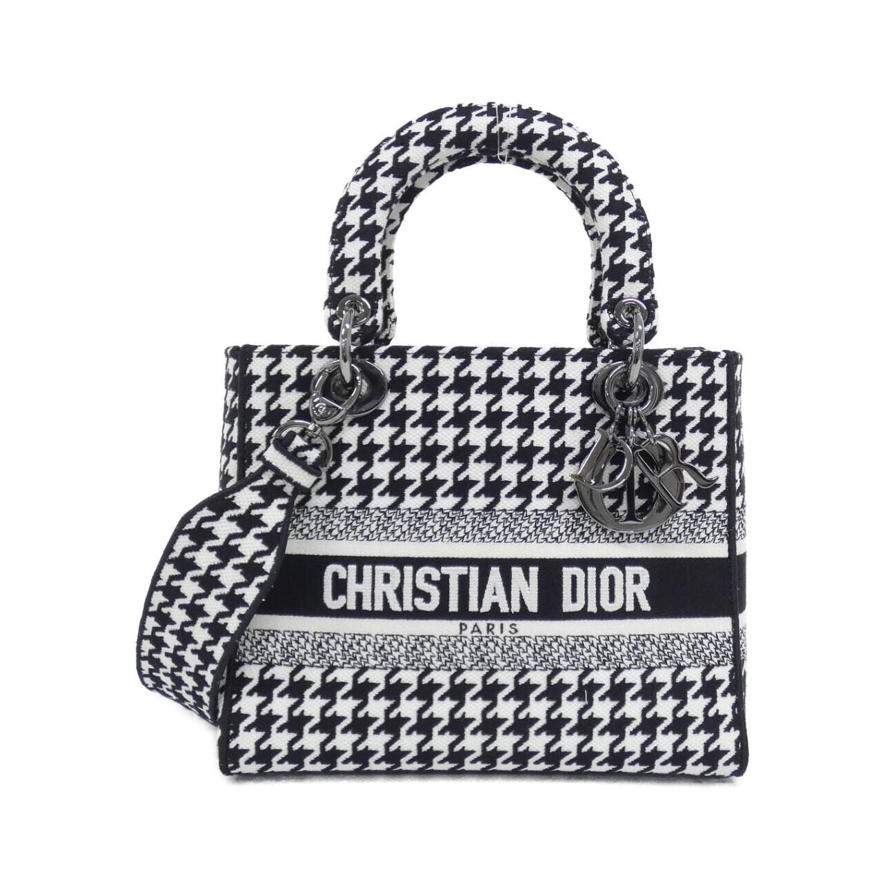 ディオール Dior サドル レザー 刺繍 花柄 ショルダーバッグ【中古】 Christian Dior - ディオール Dior サドル レザー 刺繍 花柄