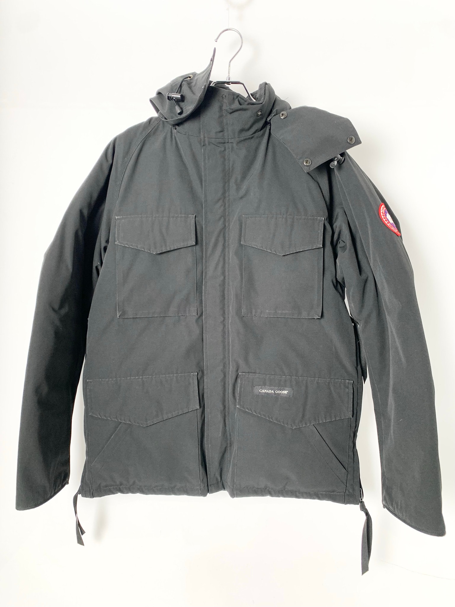 CANADA GOOSE KAMLOOPS Down Jacket "Black"