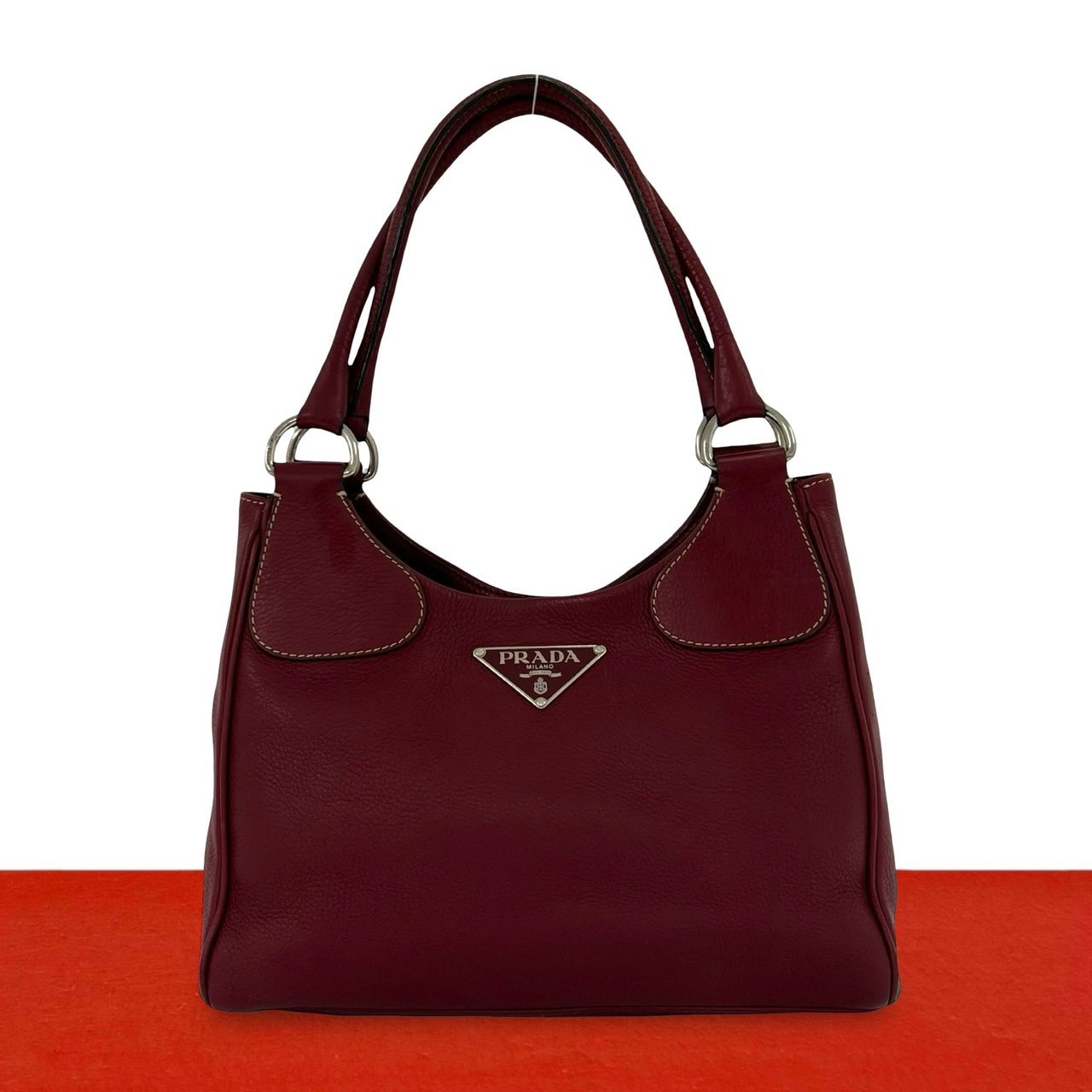 PRADA プラダ 三角ロゴ 金具 レザー ハンドバッグ レッド
 39515