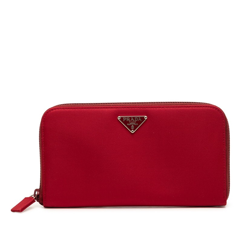 プラダ 三角ロゴプレート ラウンドファスナー 長財布 M506 スリーズ レッド ナイロン レディース PRADA 【中古】
