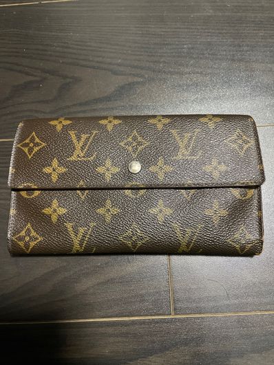 LOUIS VUITTON 長財布