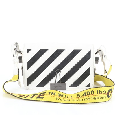 オフホワイト バインダークリップショルダーバッグ レザー