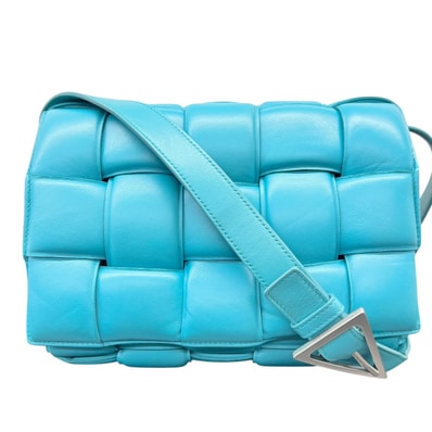 BOTTEGA VENETA 美品 ボッテガヴェネタ パデット カセット ショルダーバッグ イントレチャート 591970 ラムスキン レザー ブルー クロスボディ ポシェット マキシ RFID確認済 ABランク 中古 鑑定済 ボッテガバッグ