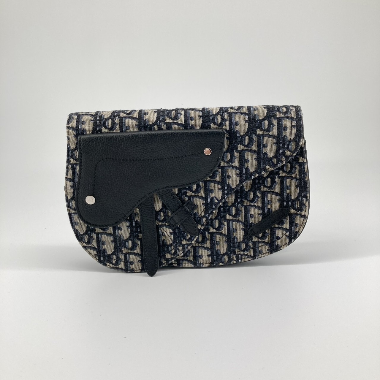 Christian Dior(クリスチャンディオール) オブリークジャカード サドル グレインドカーフスキン 1ADPO325 メッセンジャーバッグ ベージュ×ブラック