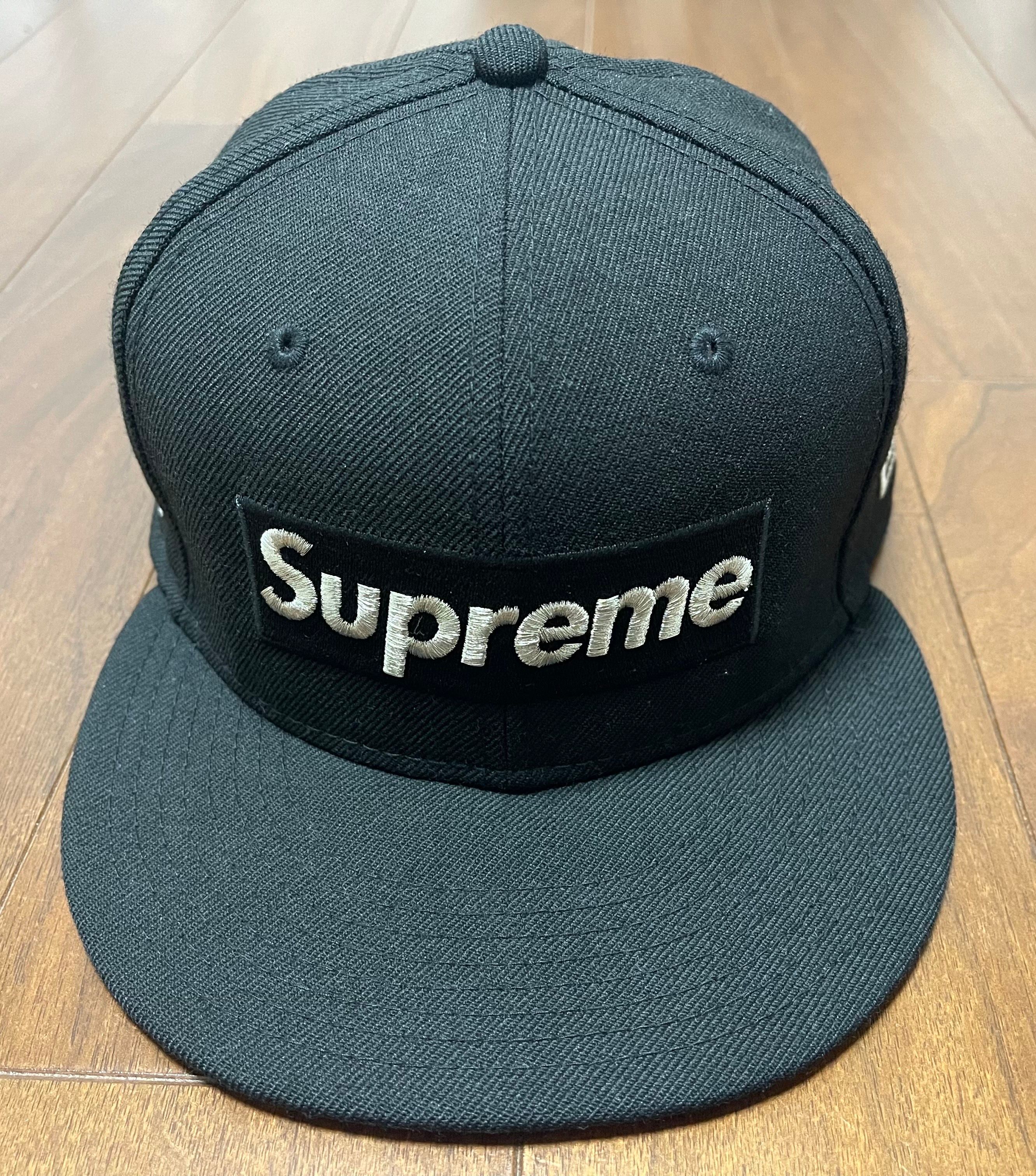 Supreme $1M Metallic Box Logo New Era® "Black"