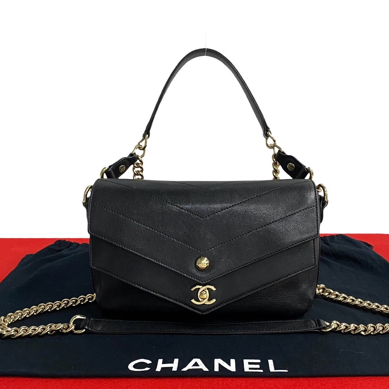 CHANEL シャネル ココマーク Vステッチ レザー ショルダーバッグ ブラック
 28583