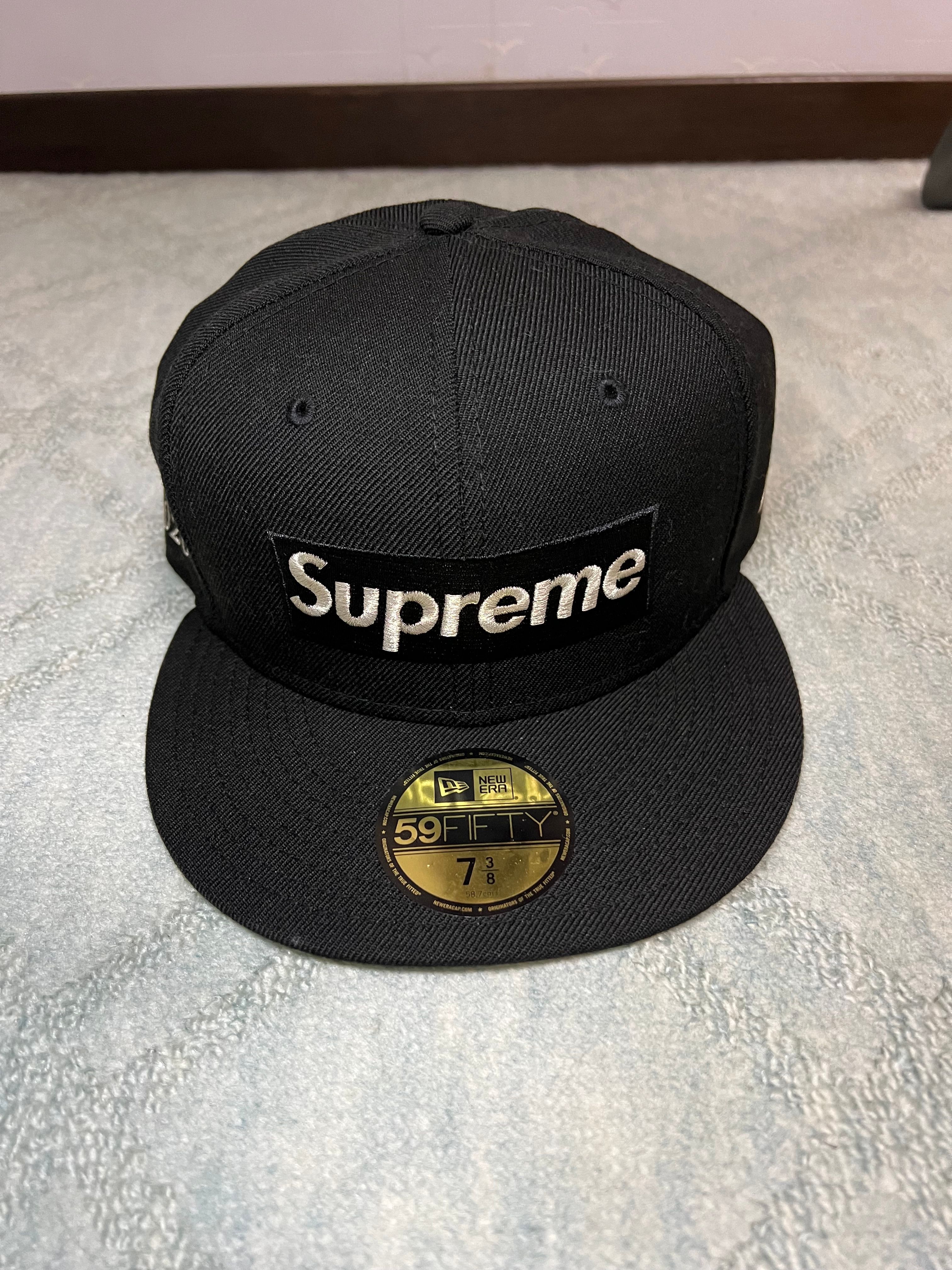 Supreme $1M Metallic Box Logo New Era® "Black"