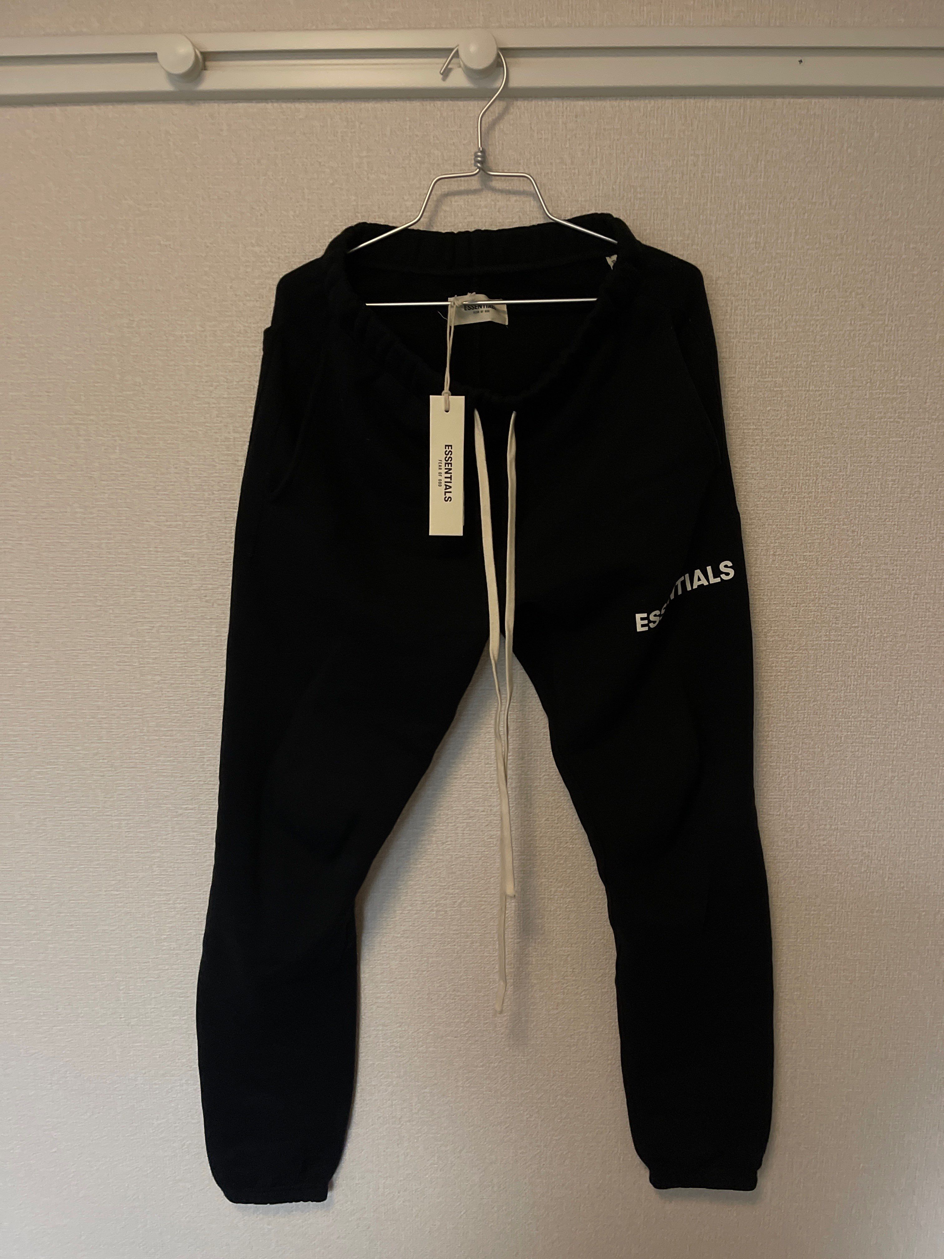 FEAR OF GOD Essentials Graphic Sweatpants "Black"
