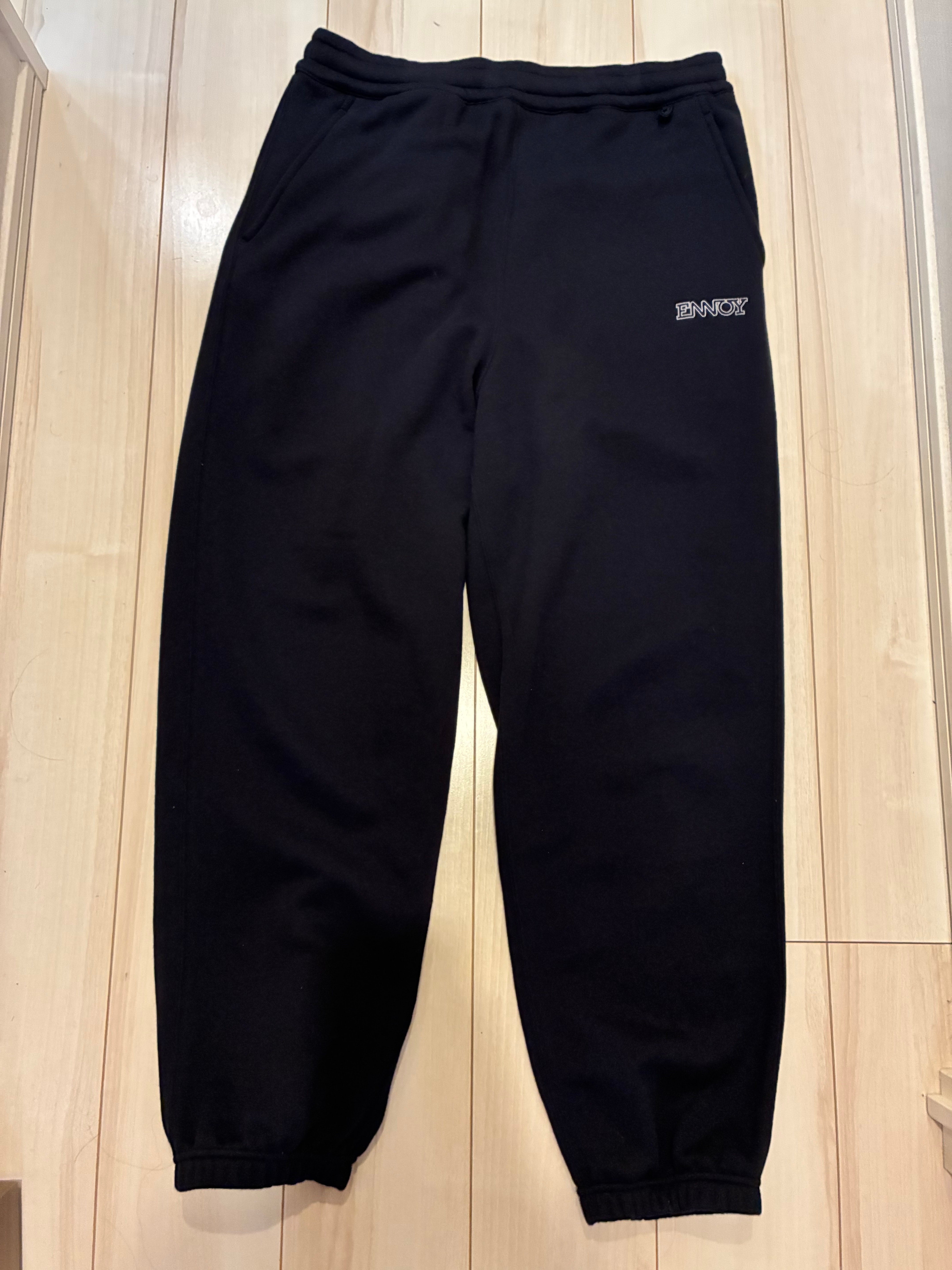 エンノイ エレクトリックロゴ タートルネック スウェット セットアップ "ネイビー" AW24BRENCT05NTL / AW24BRENPT07NTL