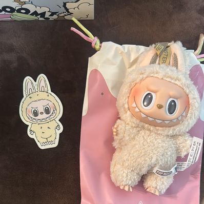 POP MART THE MONSTERS (LABUBU) Exciting Macaron Plush Series SOYMILK