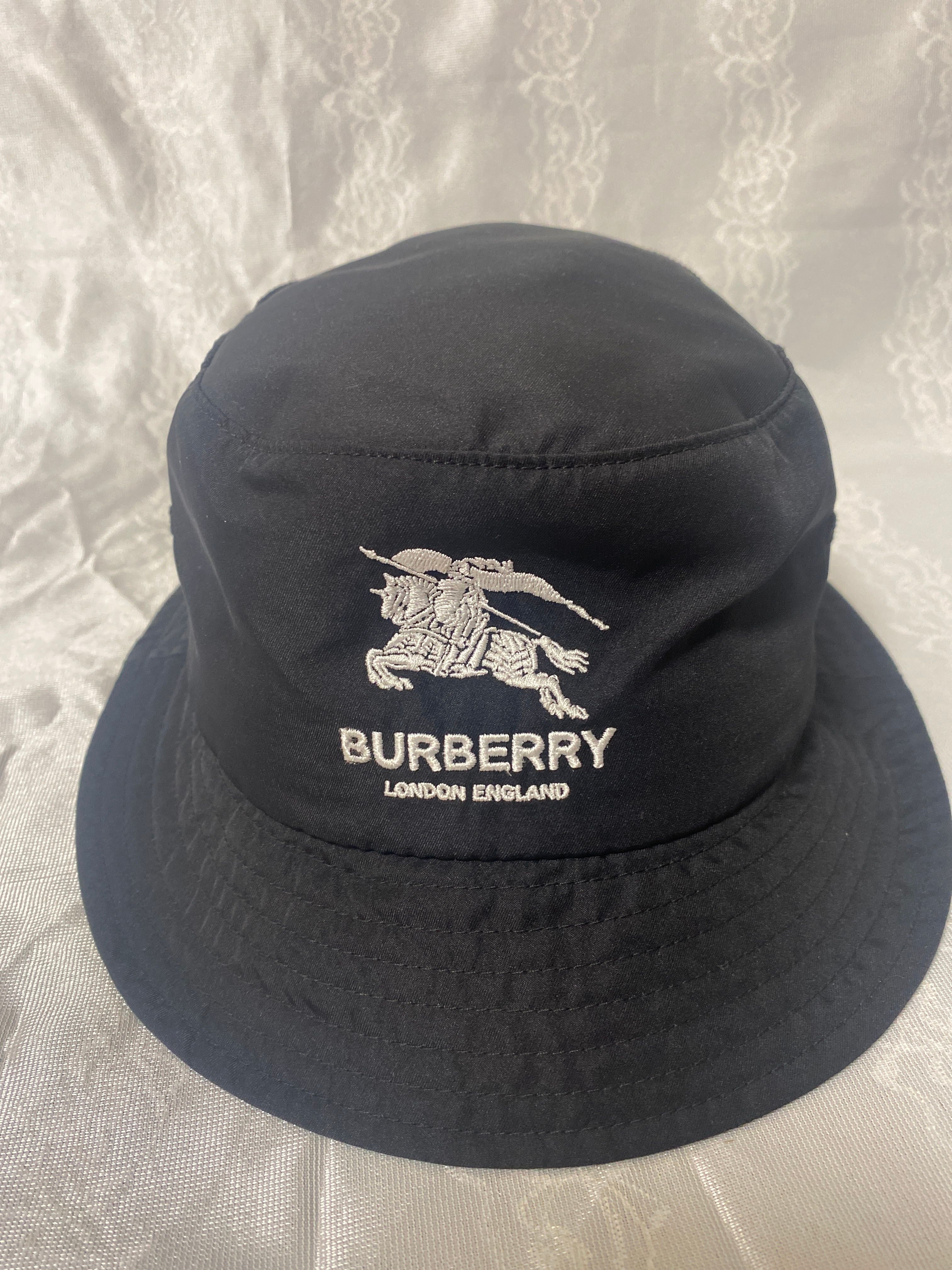 Supreme / Burberry Crusher "Black"