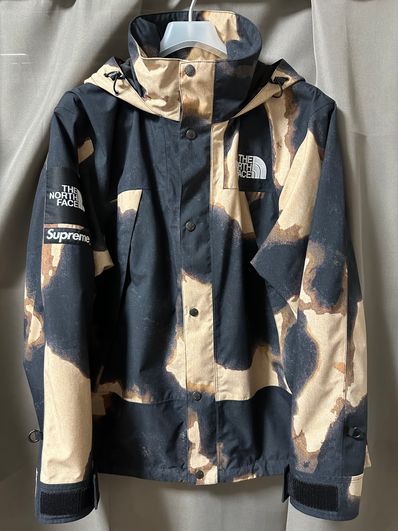 Supreme x The North Face Bleached Denim Print Mountain Jacket "Black"