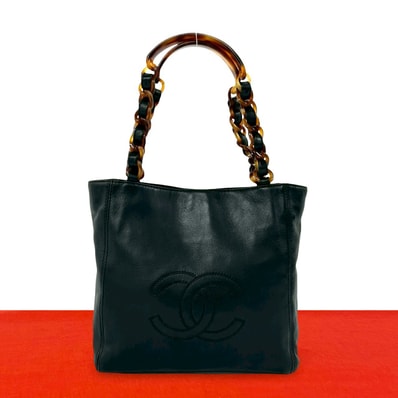 CHANEL シャネル ココマーク ラムスキン プラスチック ハンドバッグ ブラック
29826