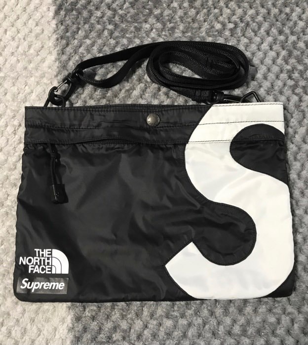 Supreme x The North Face S Logo Shoulder Bag "Black"