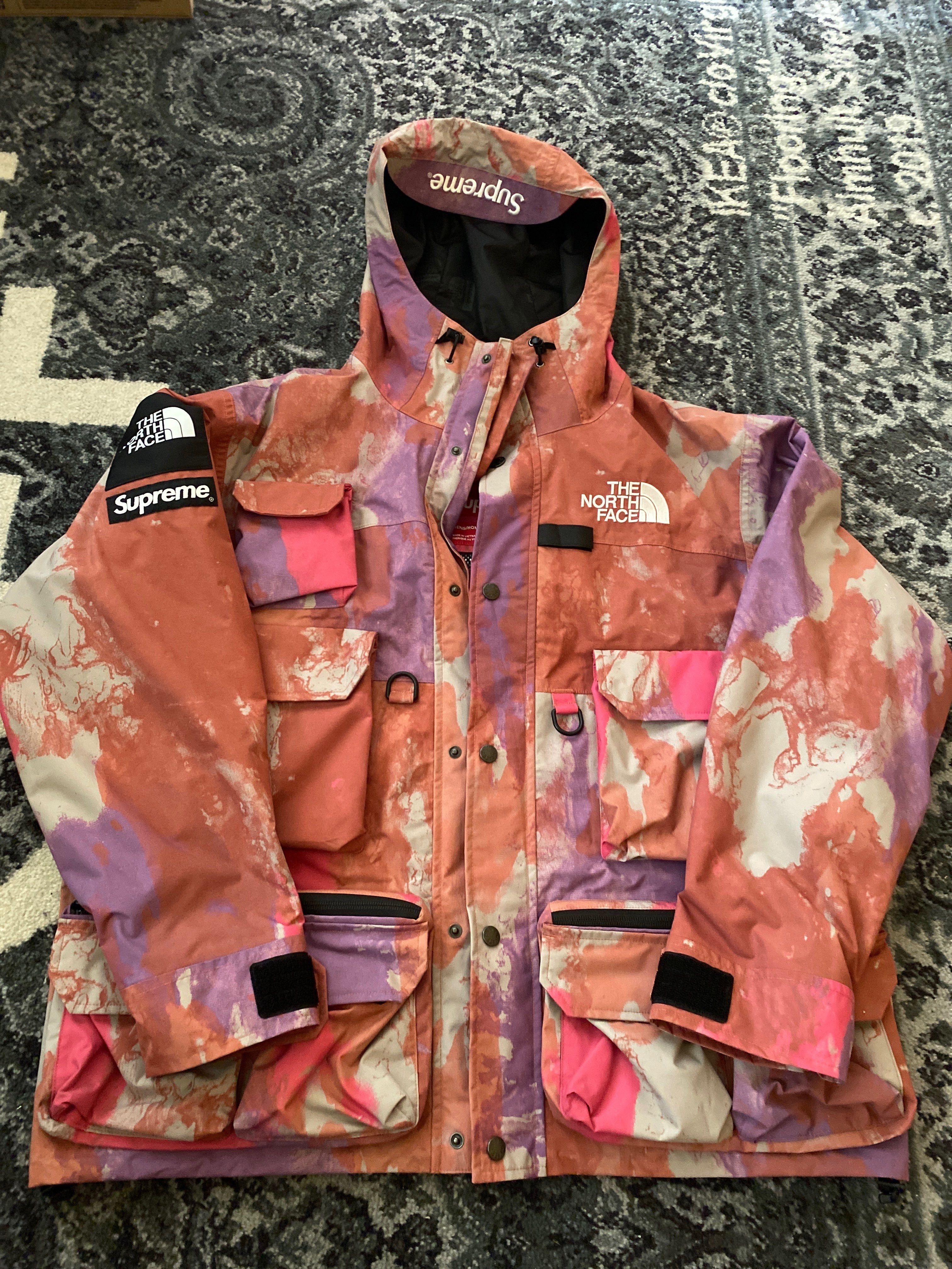 Supreme x The North Face Cargo Jacket "Pink"