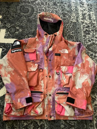 Supreme x The North Face Cargo Jacket "Pink"