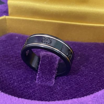 GUCCI Icon Thin Band In White Gold "Black"