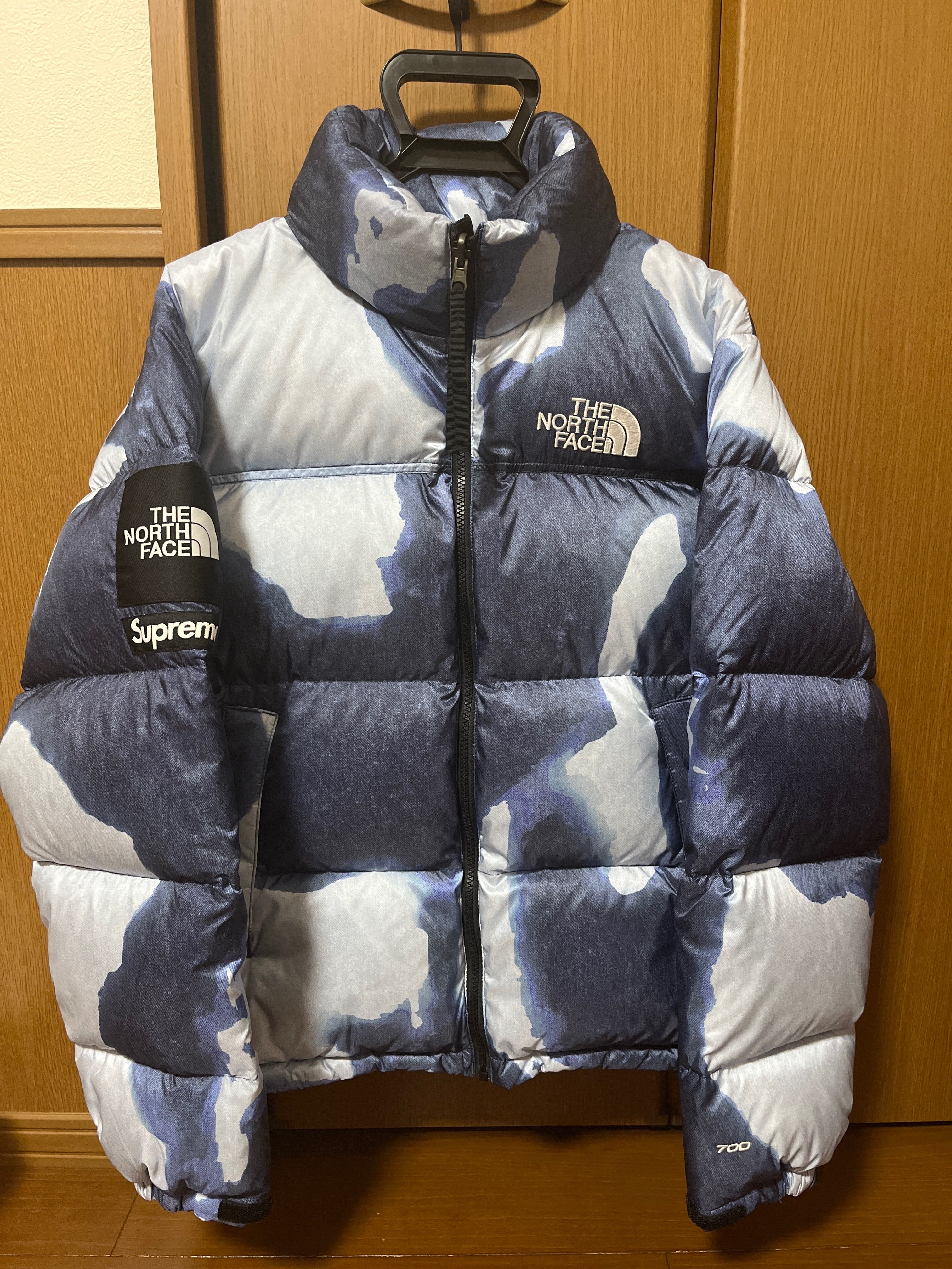 Supreme x The North Face Bleached Denim Print Nuptse Jacket "Indigo"