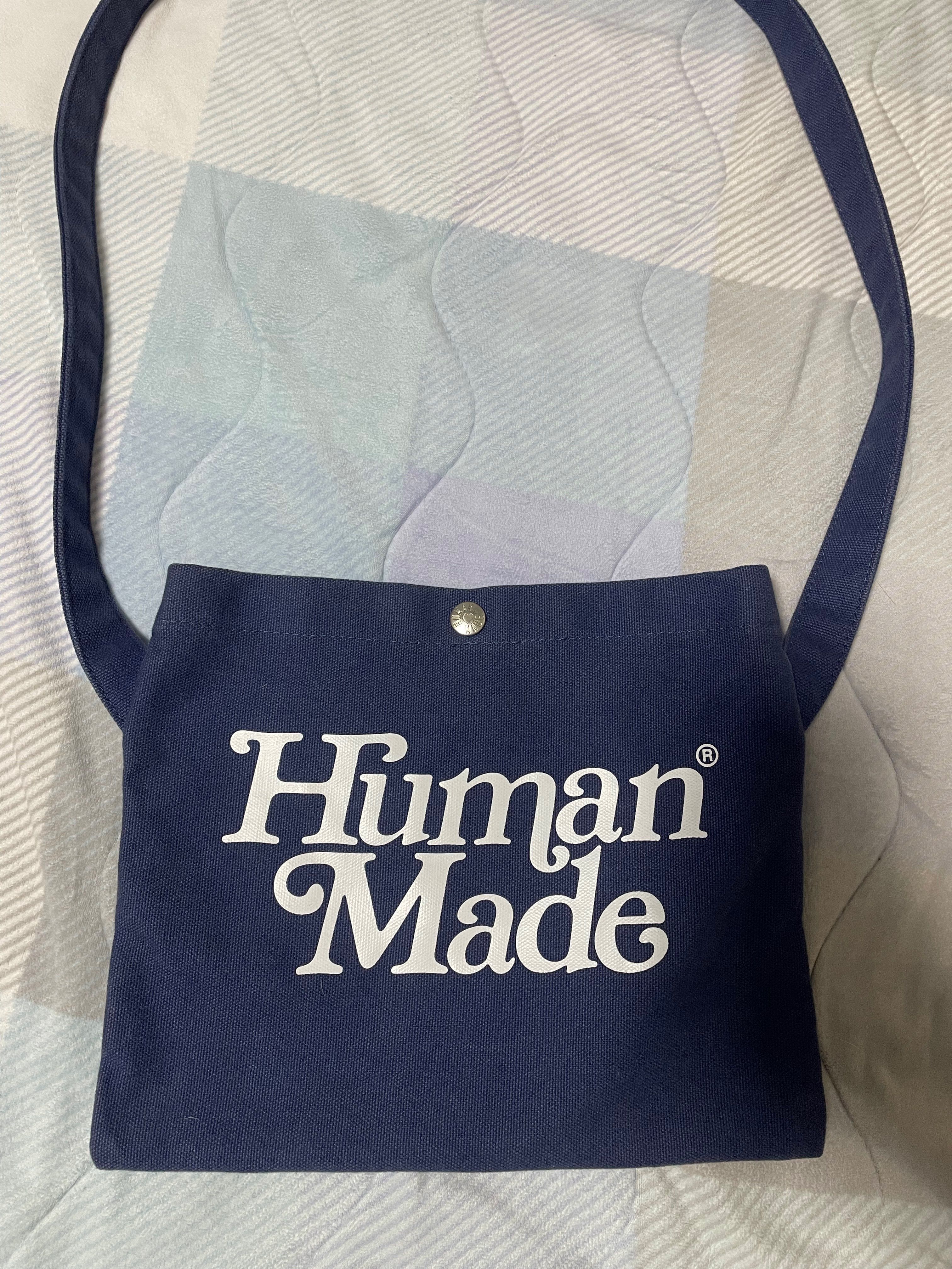 ヒューマンメイド サコッシュバッグ ネイビー