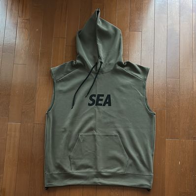 WIND AND SEA x EVERLAST NO SLEEVE HOODIE "Olive"