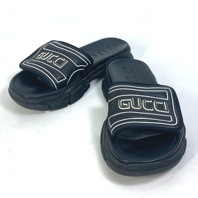 グッチ GUCCI ロゴ 574985 靴 シューズ シャワーサンダル スライドサンダル サンダル ラバー ブラック