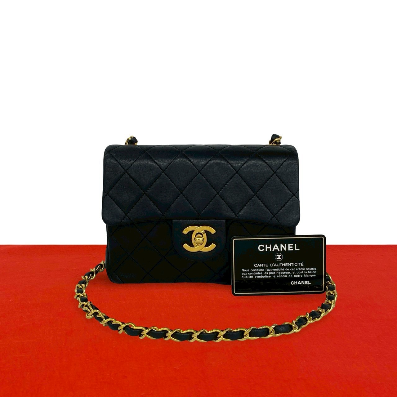 CHANEL シャネル マトラッセ ココマーク 金具 ラムスキン ショルダーバッグ ブラック
 713-8