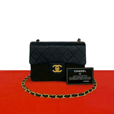 CHANEL シャネル マトラッセ ココマーク 金具 ラムスキン ショルダーバッグ ブラック
713-8