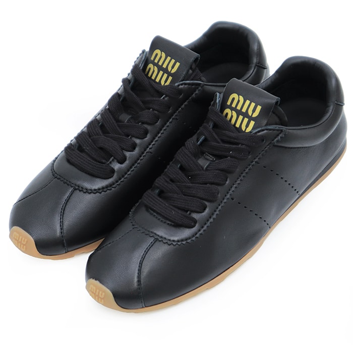 【新品同様】Miu Miu ミュウ ミュウ スニーカー サイズ EU41 メンズ ナッパレザー シューズ 靴 箱付属 ブラック 黒 イタリア製