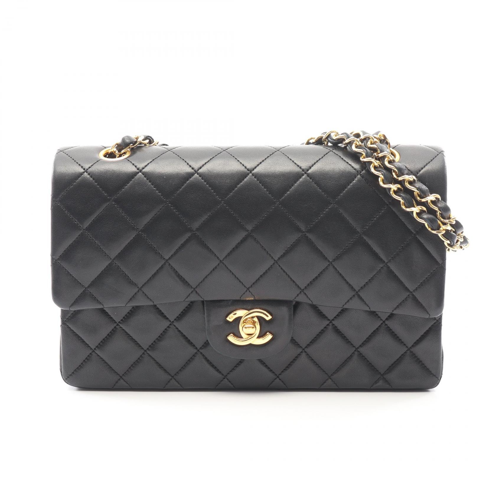 シャネル CHANEL マトラッセ Wフラップ ショルダーバッグ バッグ ラムスキン(羊革) レディース ブラック系 【中古】