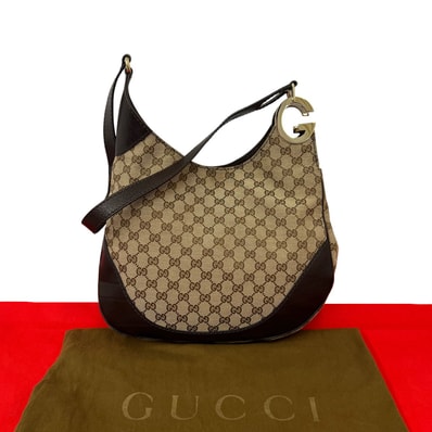 GUCCI グッチ GG ロゴ 柄 キャンバス レザー ショルダーバッグ ブラウン
05554