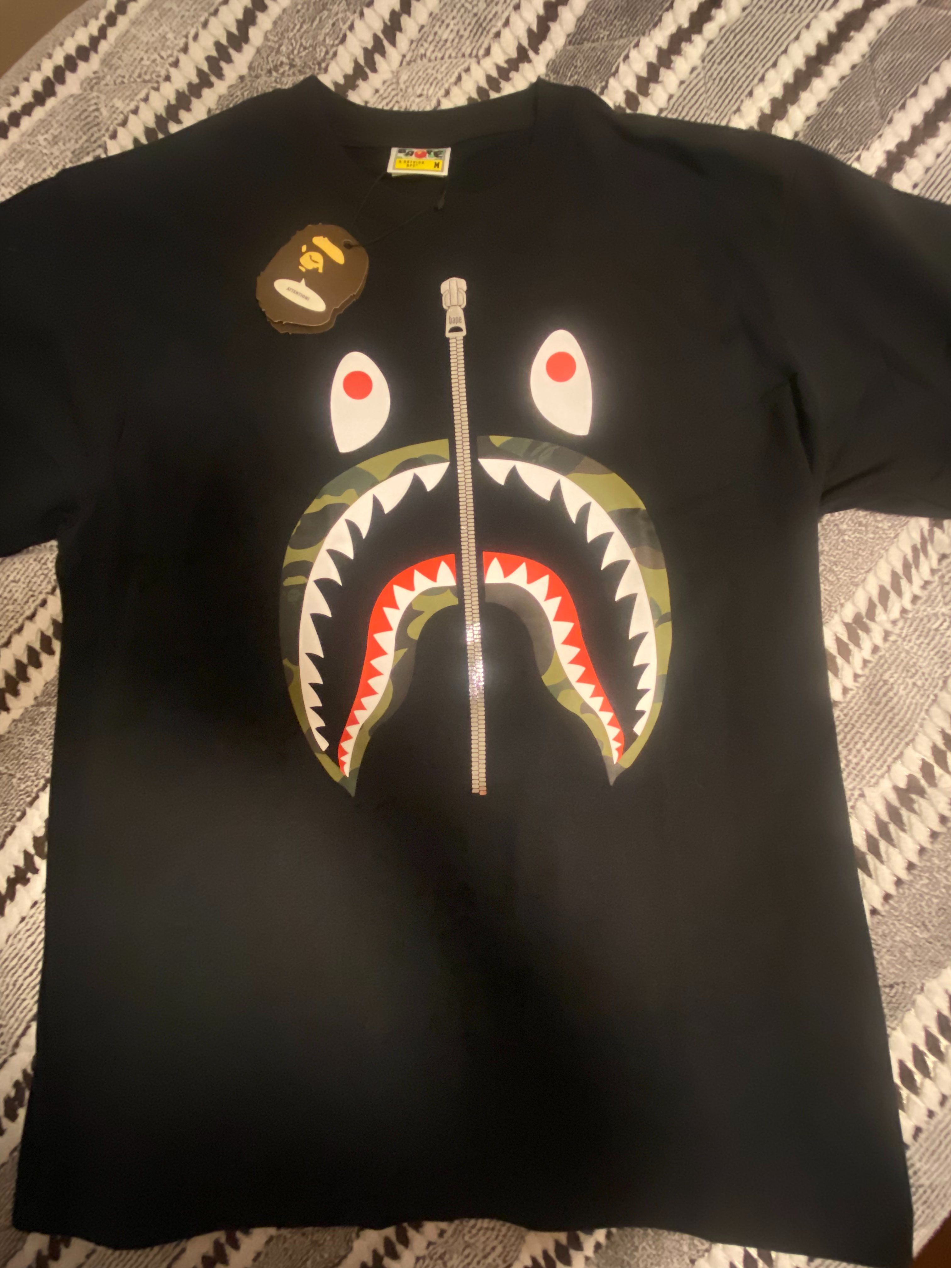 A BATHING APE 1ST CAMO SHARK RELAXED TEE "Black/Green"